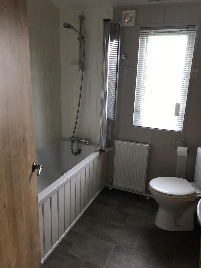 8 Birth Lodge On Cayton Bay Holiday Park 스카버러 외부 사진