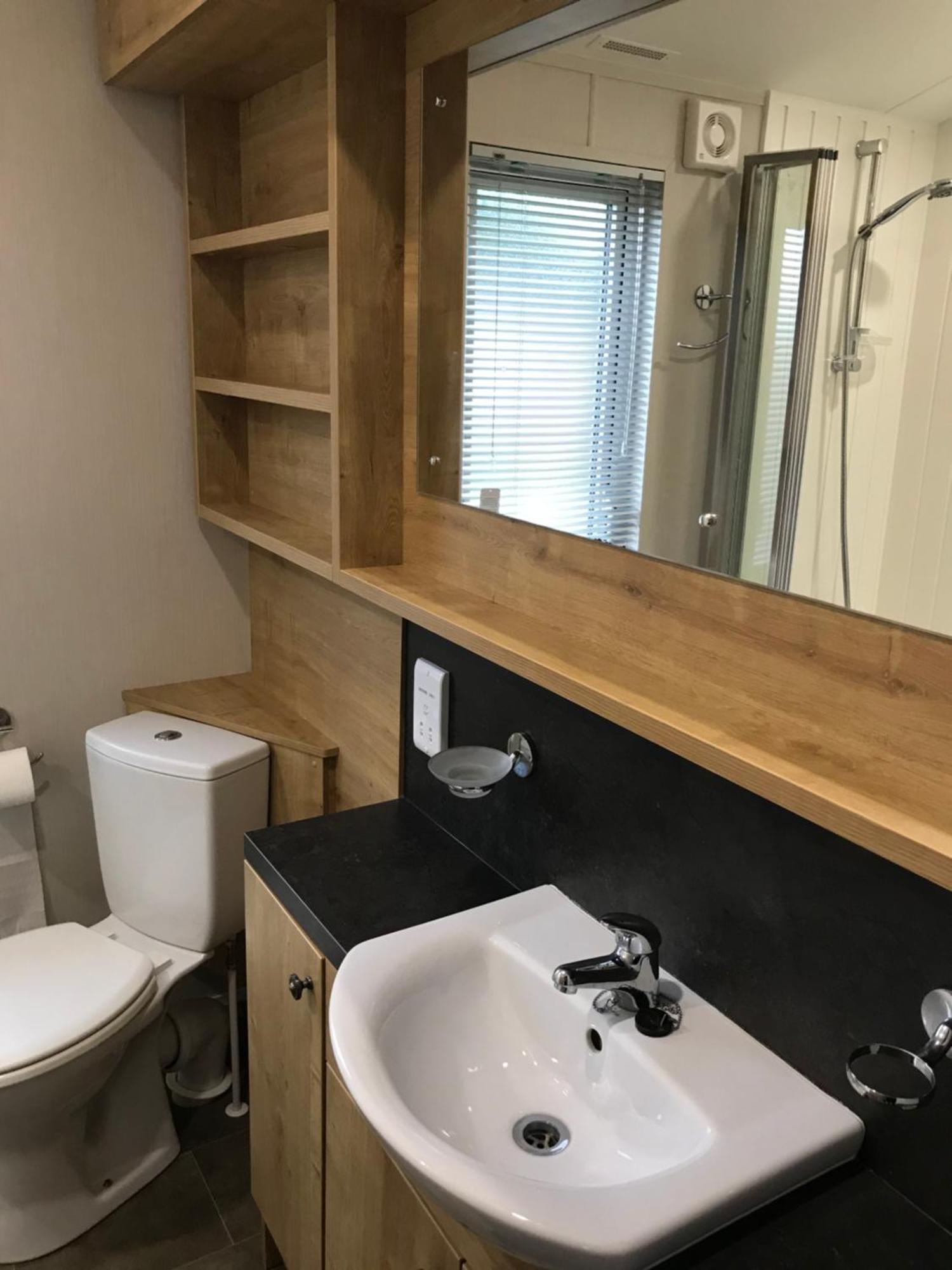 8 Birth Lodge On Cayton Bay Holiday Park 스카버러 외부 사진